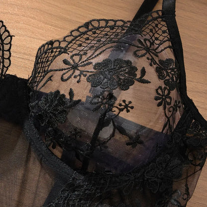 Body Dentelle Noir Brodé Taille Haute Échancré