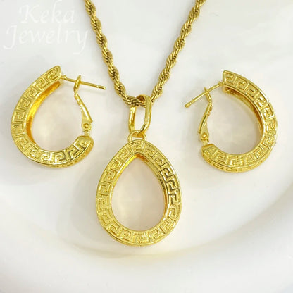 Parure Dorée Pendentif Rond Boucles Géométriques